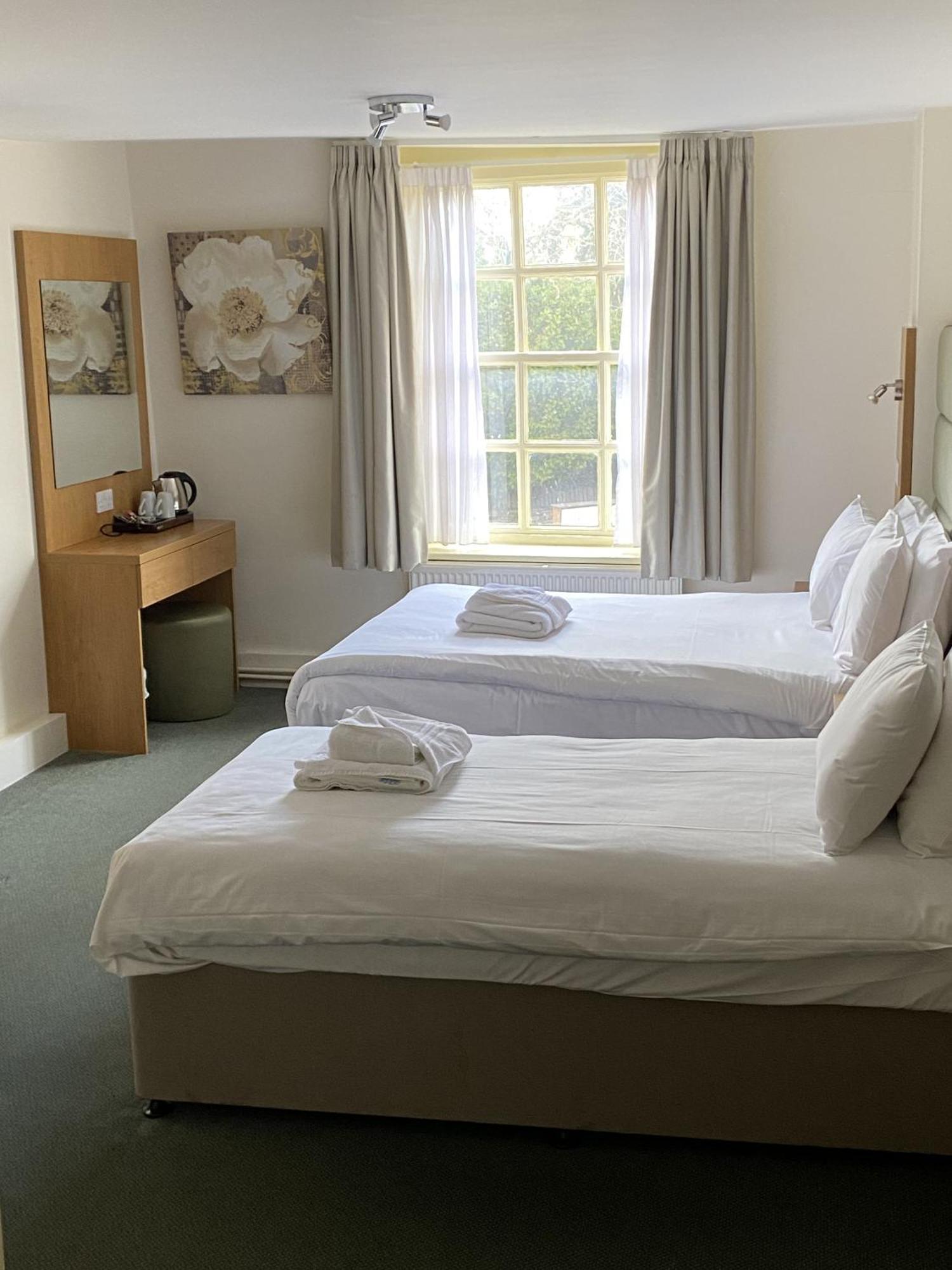 New Inn Hotel Lechlade Bilik gambar