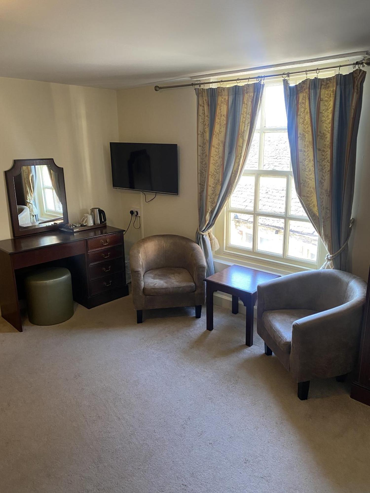 New Inn Hotel Lechlade Bilik gambar