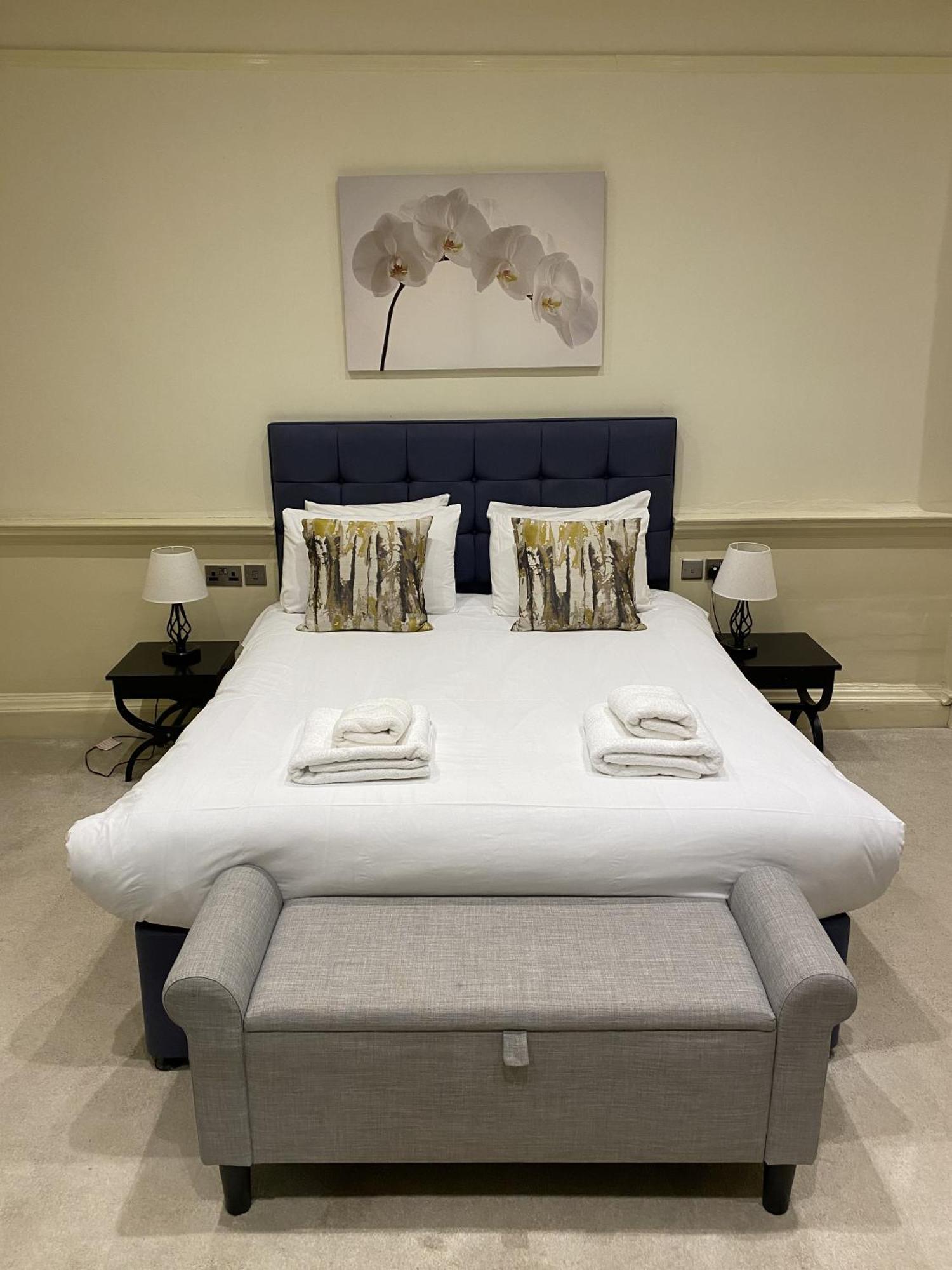 New Inn Hotel Lechlade Bilik gambar