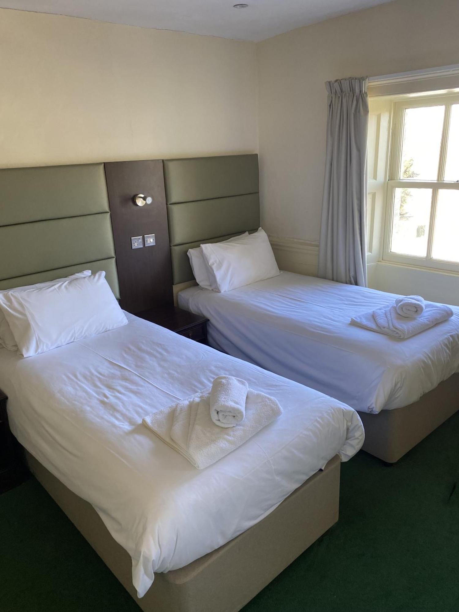 New Inn Hotel Lechlade Bilik gambar