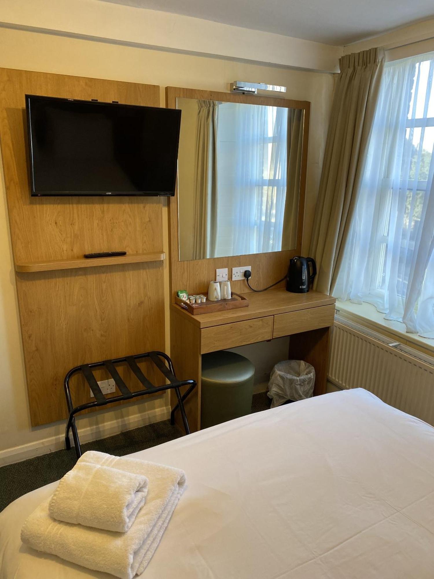 New Inn Hotel Lechlade Bilik gambar