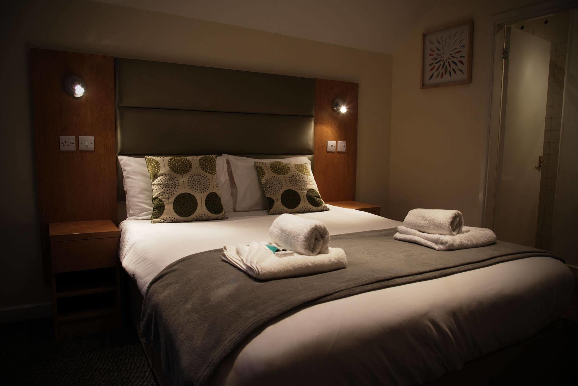 New Inn Hotel Lechlade Luaran gambar