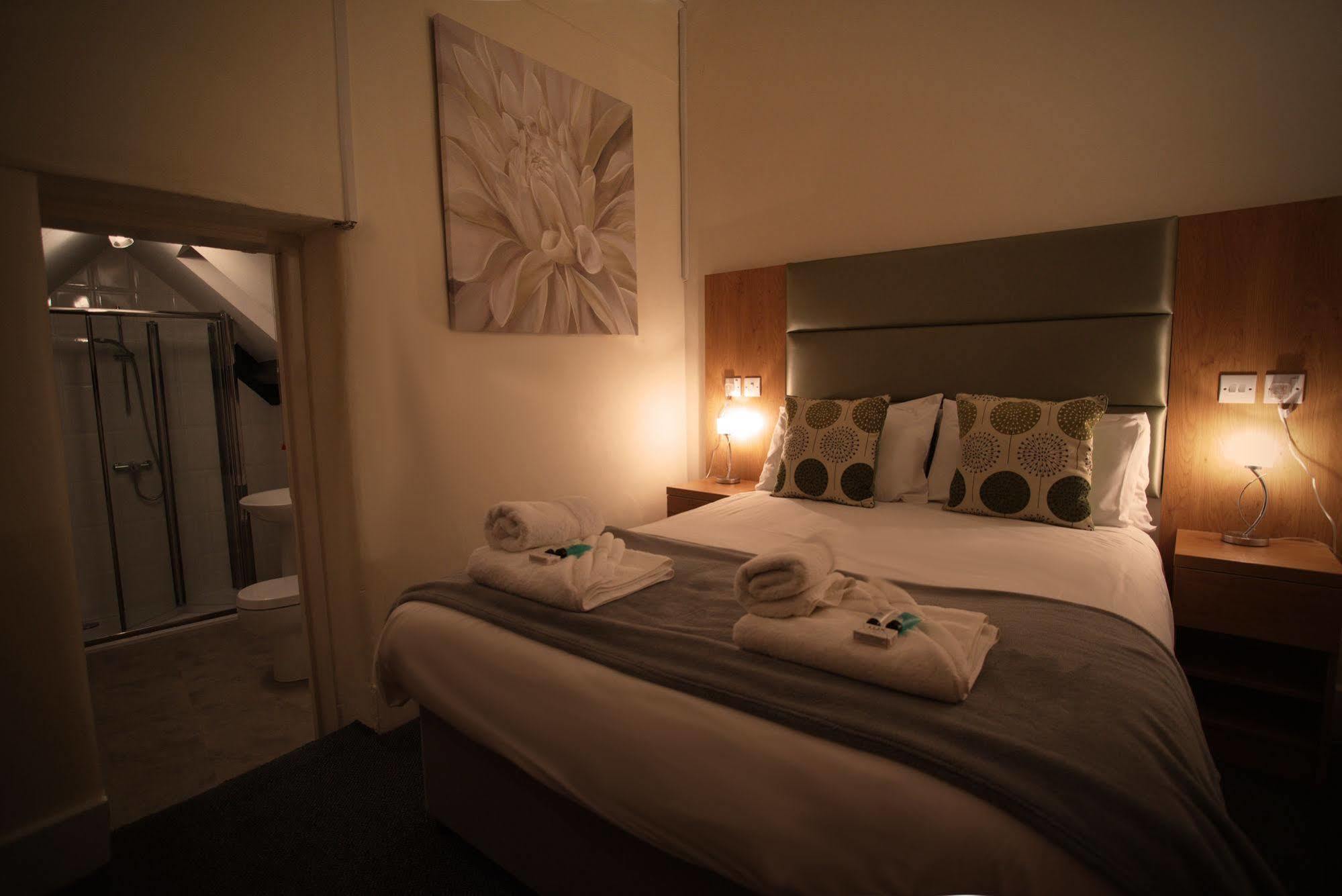 New Inn Hotel Lechlade Luaran gambar